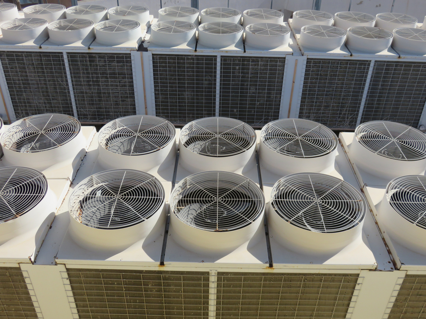 Industrial chiller